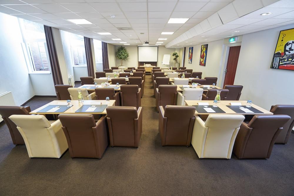 Amrath Hotel Media Park Hilversum Exteriör bild